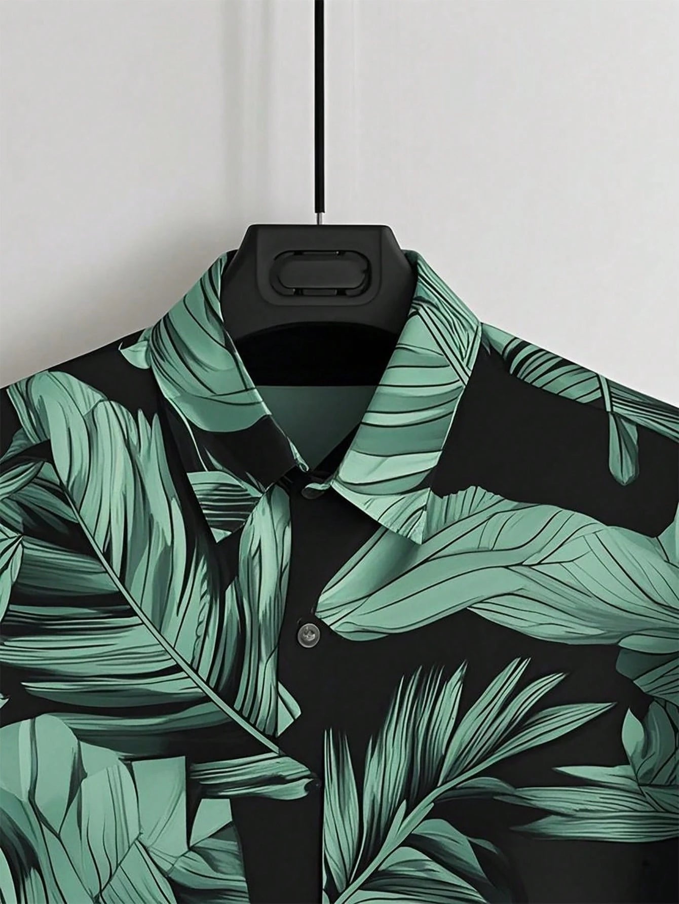 Men's Green Leaf Print Shirt Relaxed Printed Casualwear