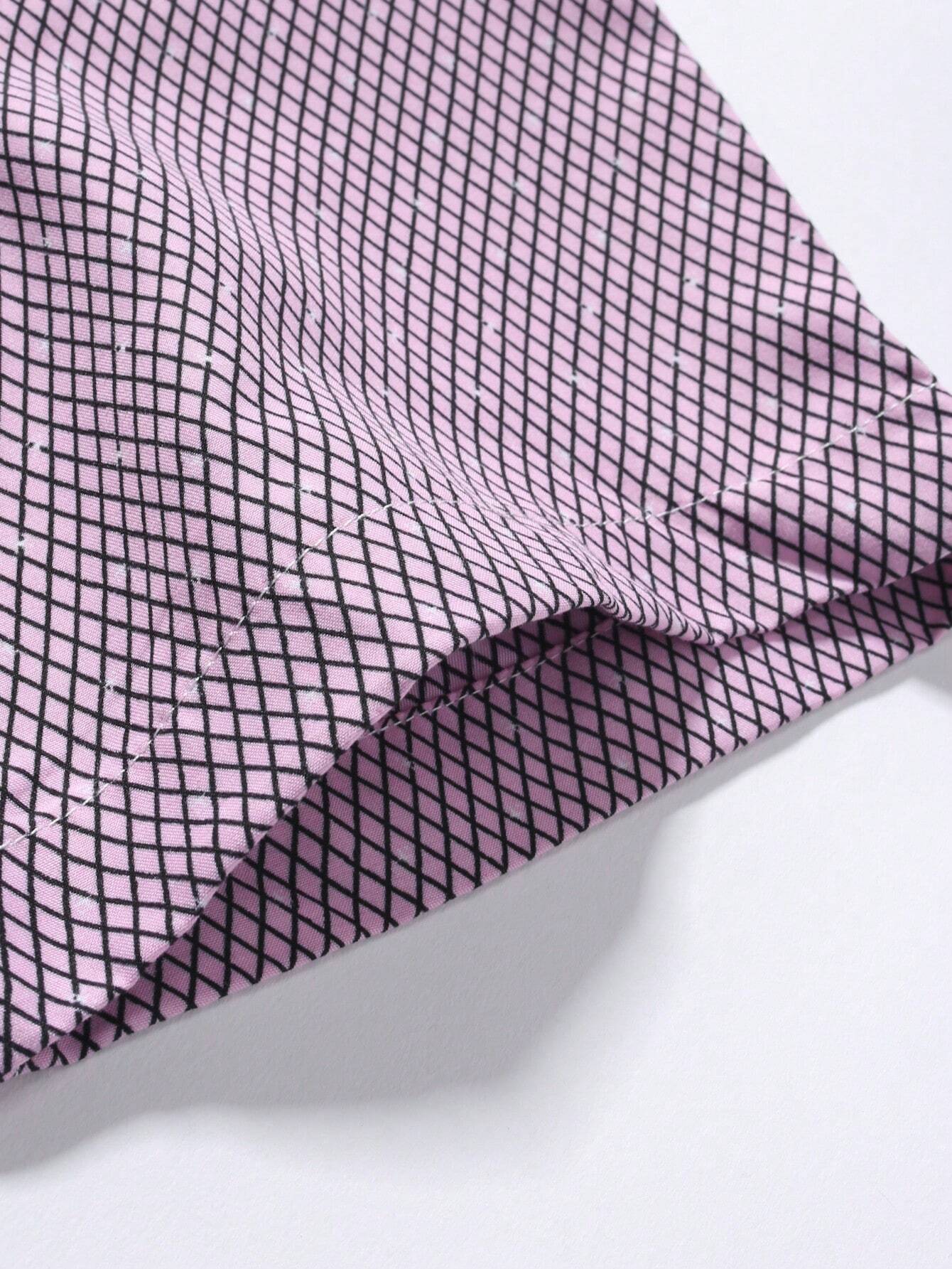Men's Lavender Slim Fit Printed Short Sleeve Shirt