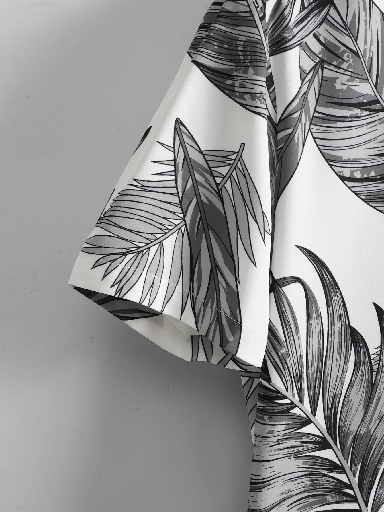Men's White Leaf Print Shirt Relaxed Printed Casualwear