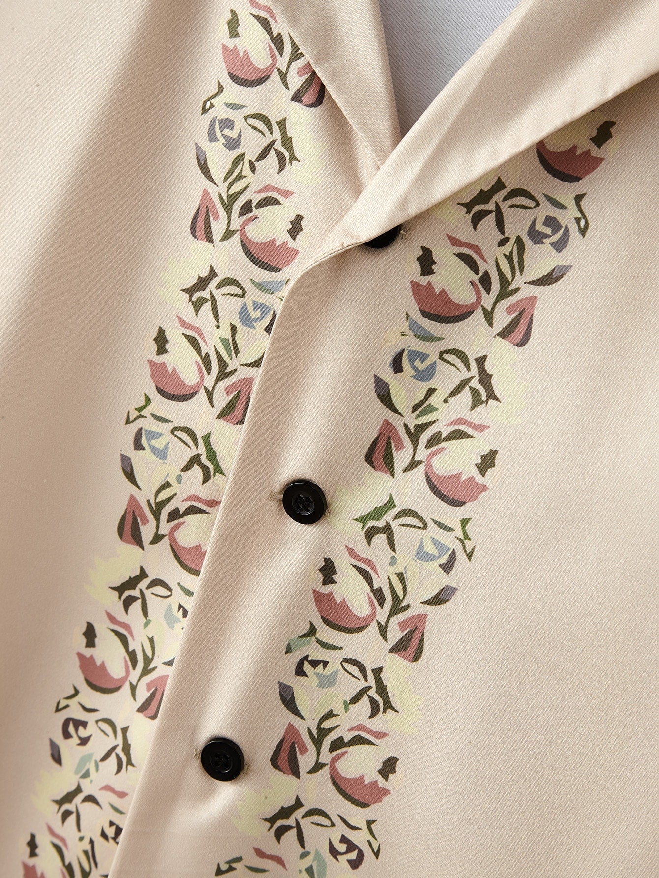 Men's Off-White Flower Printed Shirt – Relaxed Fit Summer Casualwear