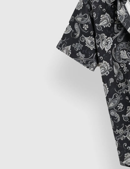 Men's Paisley and Solid Split – Printed Half Sleeve Shirt